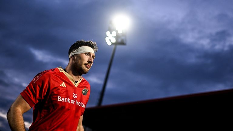 The athletic Thomas Ahern scored two tries on the night in a brilliant display 
