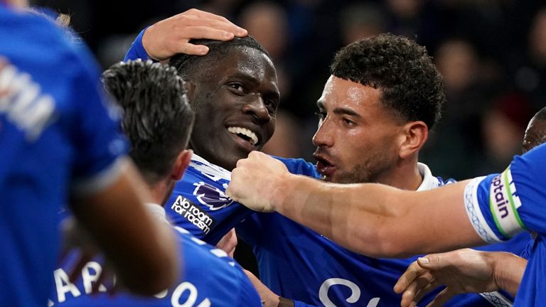 Everton&#39;s Amadou Onana celebrates scoring the opening goal with his team-mates 