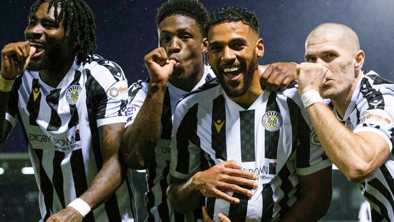 PAISLEY, SCOTLAND - DECEMBER 09: St Mirren's Jonah Ayunga (C) celebrates scoring to make it 2-0 with teammates (L-R) Richard Taylor, Thierry Small and Alex Gogic during a cinch Premiership match between St Mirren and Ross County at the SMiSA Stadium, on December 09, 2023, in Paisley, Scotland. (Photo by Craig Williamson / SNS Group)