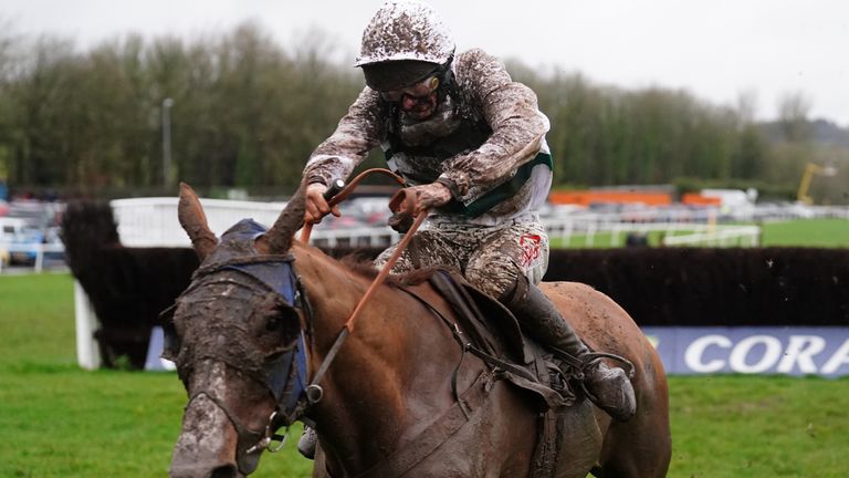Nassalam and Caolin Quinn power to victory in the Welsh Grand National
