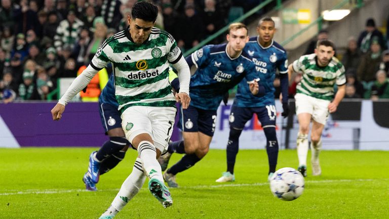 Luis Palma fired Celtic in front from the penalty spot