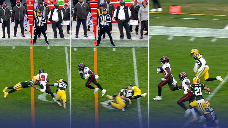 David Moore flew through the Packers defense on the way to grabbing a 52-yard touchdown