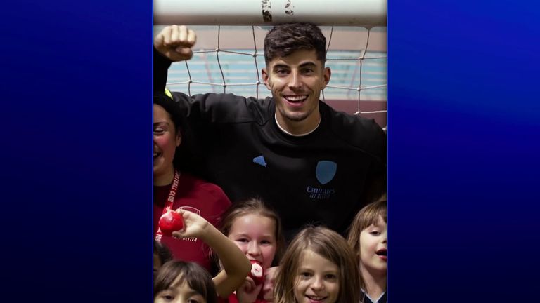 Kai Havertz looked at Arsenal&#39;s work in the community before surprising one volunteer coach!