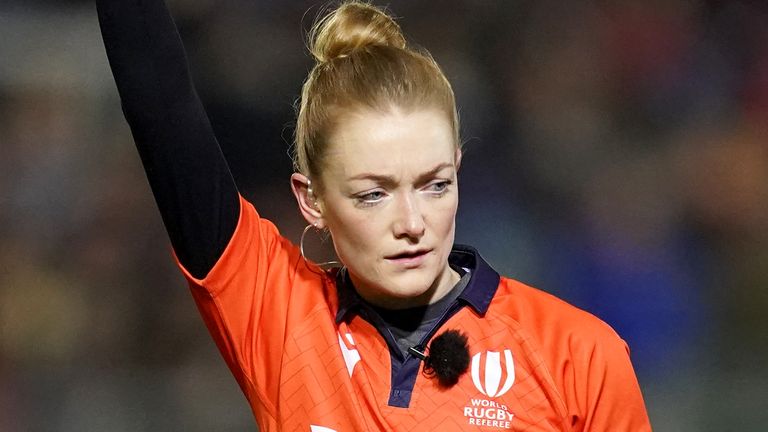 Hollie Davidson is set to become the  first female official to be an assistant referee in a men's Six Nations game