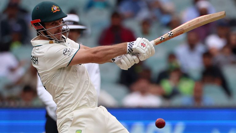 Australia's Mitchell Marsh bats against Pakistan during the third day of their cricket test match in Melbourne, Thursday, Dec. 28, 2023. (AP Photo/Asanka Brendon Ratnayake)