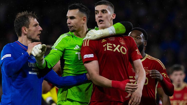 Rangers' Borna Barisic confronts Aberdeen's Slobodan Rubezic 