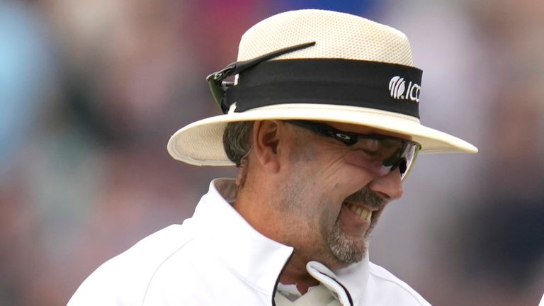 Umpire Richard Illingworth