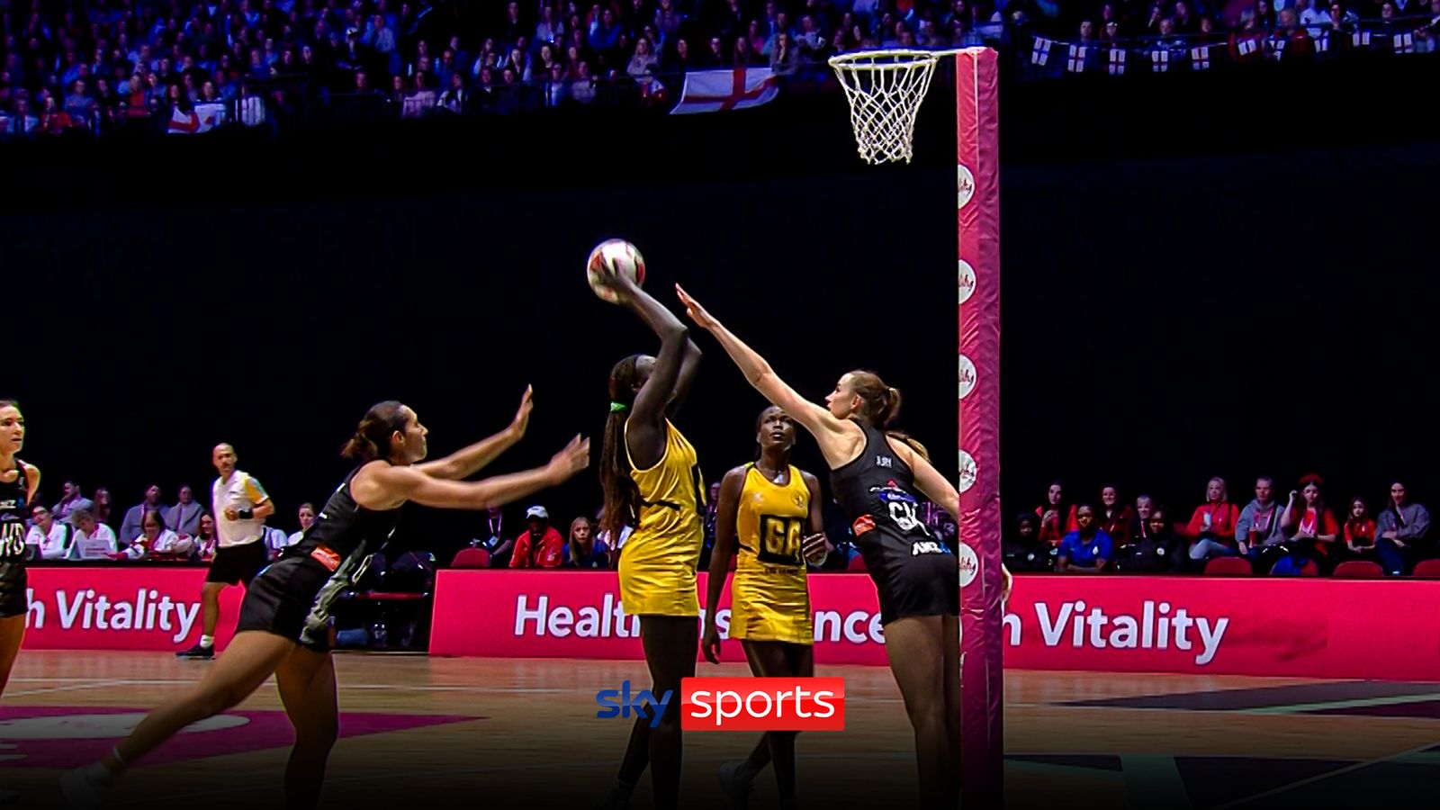 Highlights: New Zealand claim third after tough Uganda clash | Netball ...