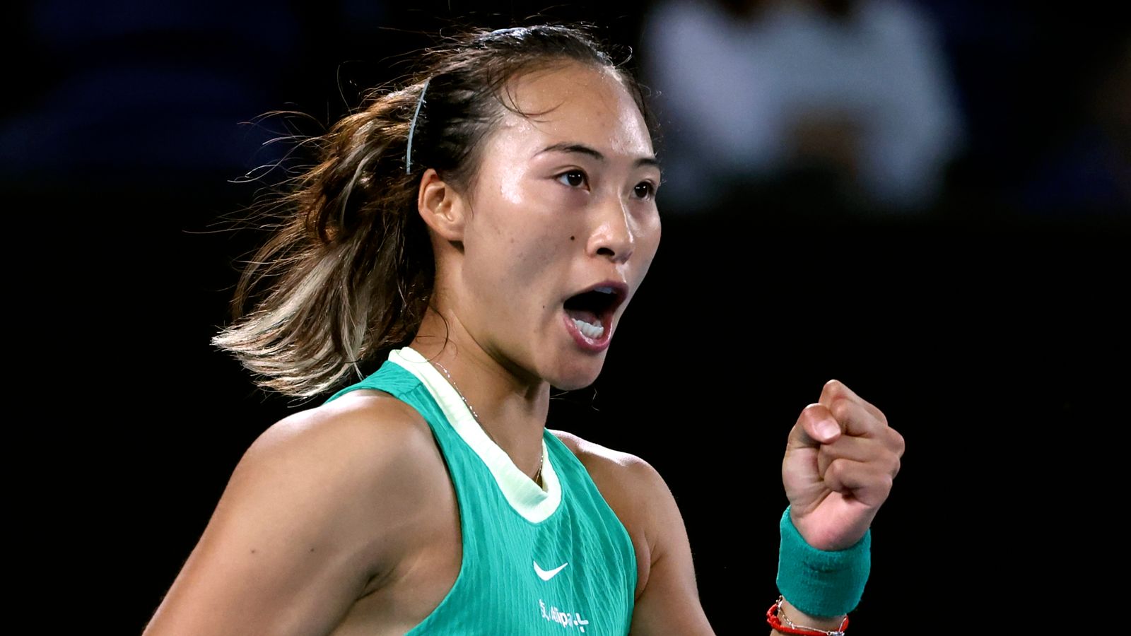 Australian Open: Aryna Sabalenka storms past Coco Gauff into second ...