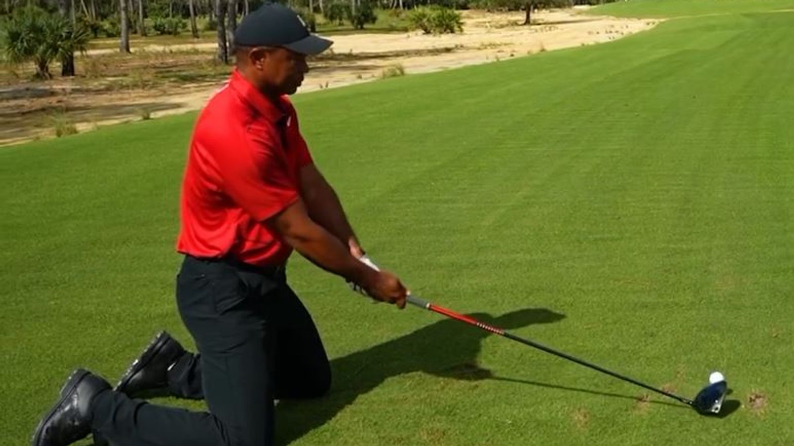 Tiger Woods hits massive drive from his knees to win long drive contest ...