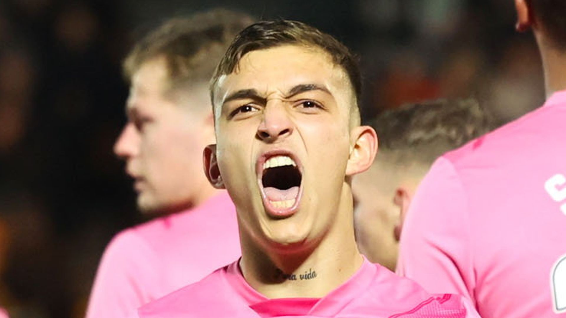 Vargas, Shankland on target as Hearts pile more misery on Livingston