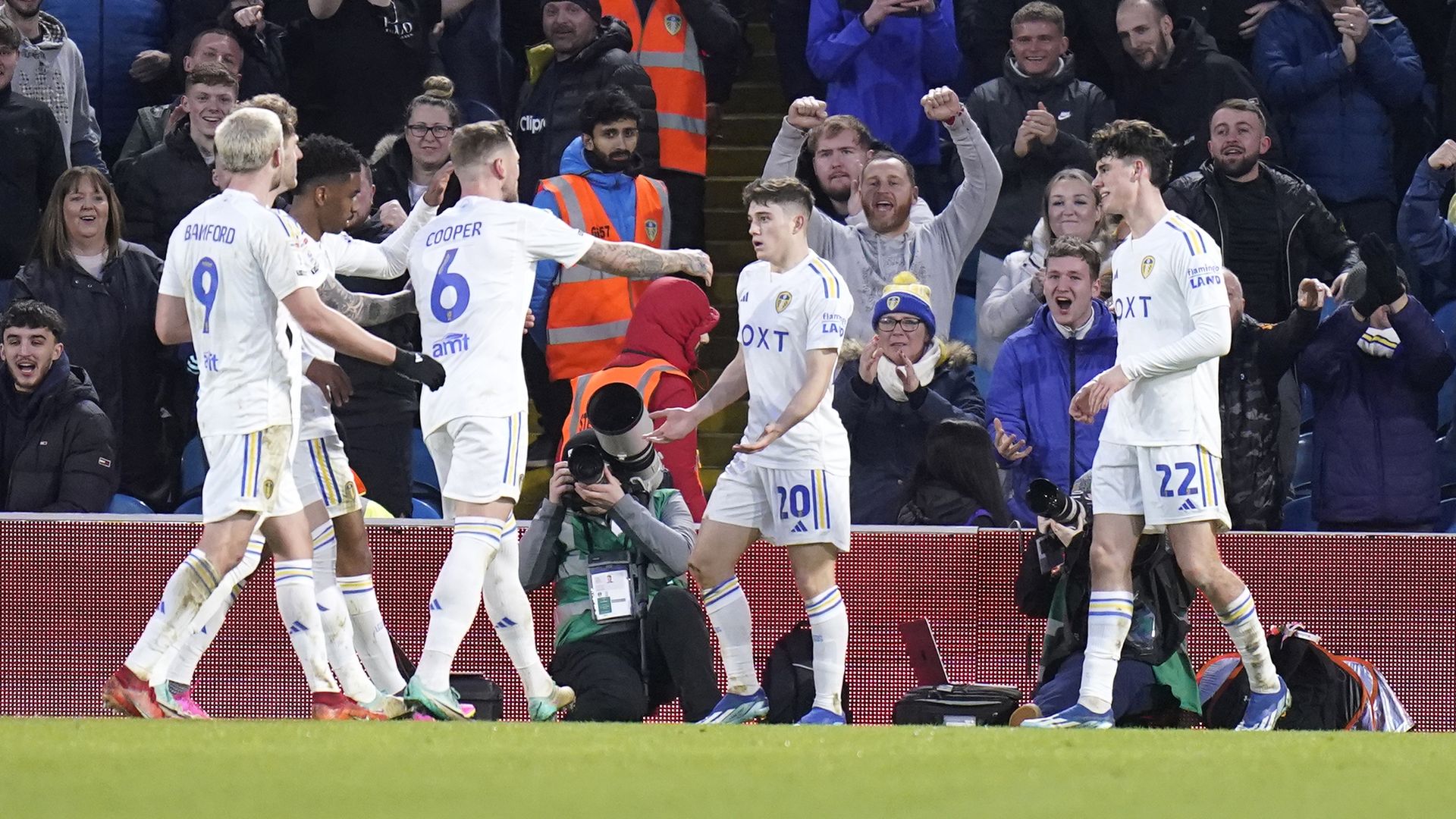 Rooney vows to fight on after Leeds beat struggling Birmingham