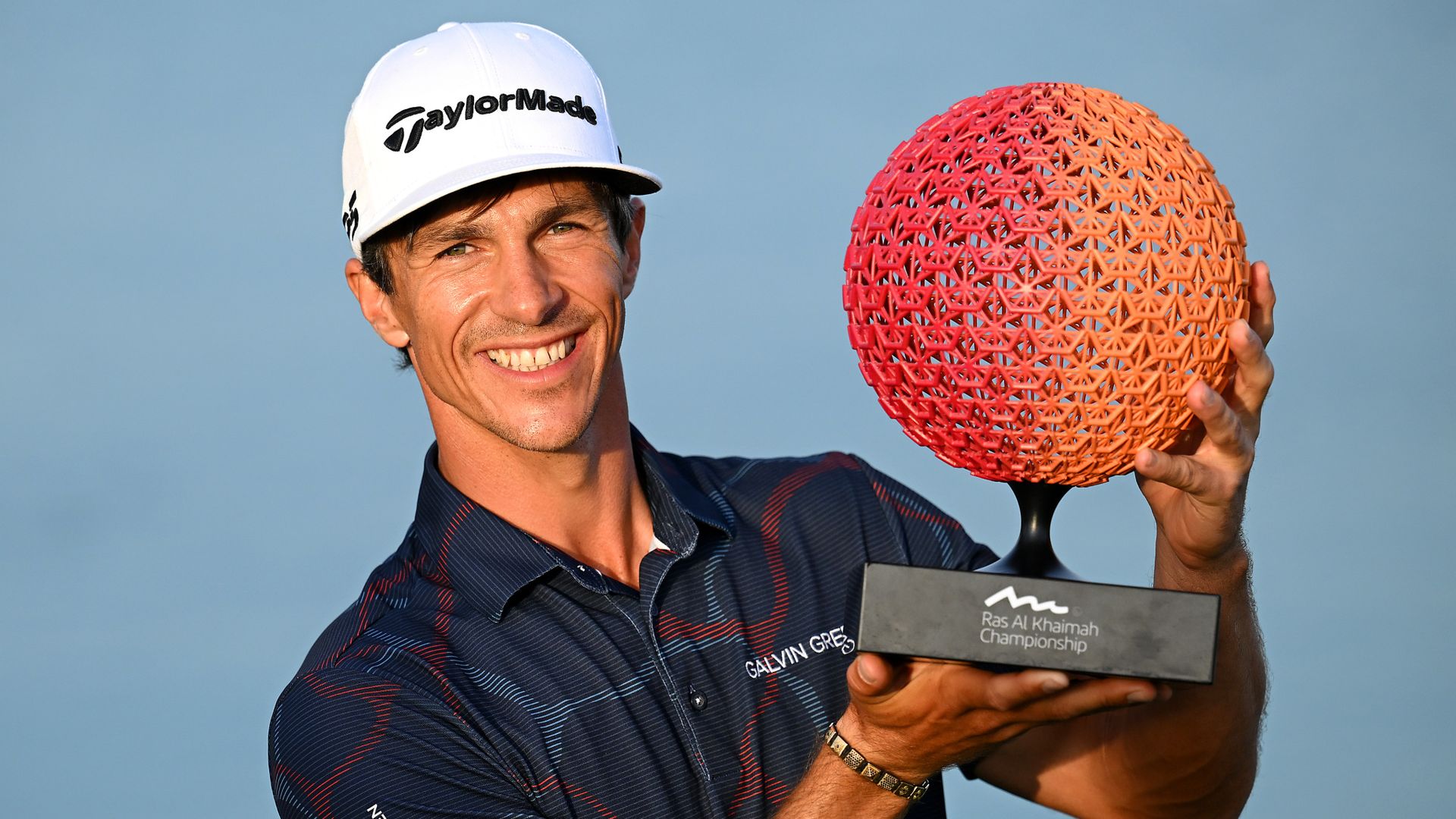 Olesen storms to convincing win in Ras Al Khaimah
