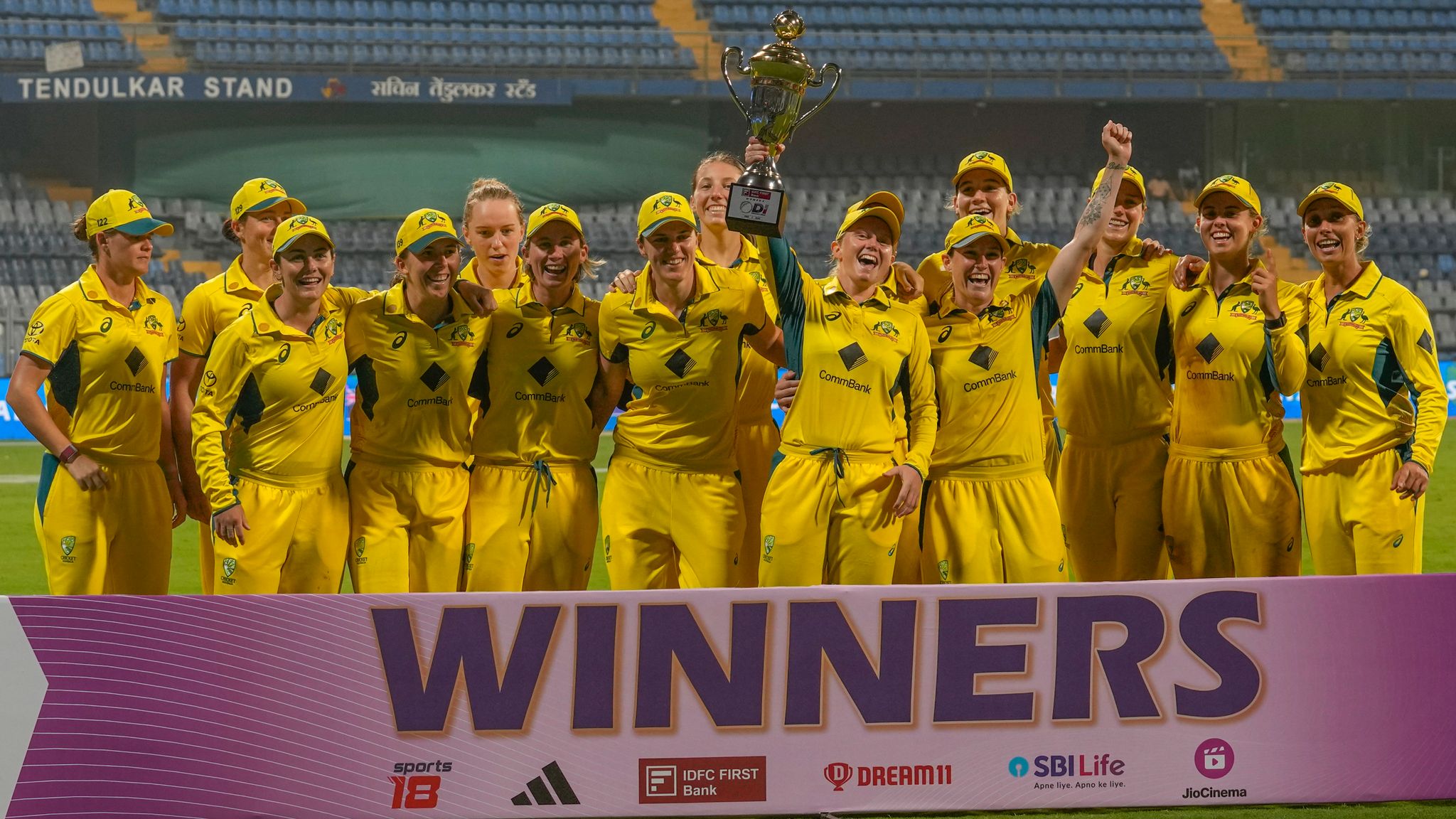 India Vs Australia Phoebe Litchfields Ton Leads Tourists To 190 Run Victory And 3 0 Odi Series 2712