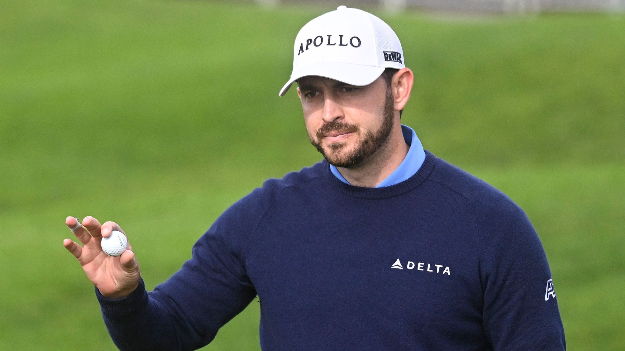 Patrick Cantlay leads Genesis Invitational as Rory McIlroy struggles in