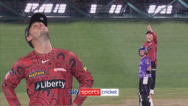 'It hasn't come down...' | Hilarious moment ball gets stuck in roof in BBL