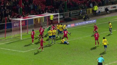  'It was chaos' | Colchester equalise with backheel in stoppage time
