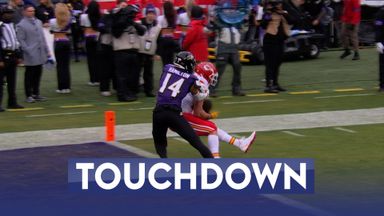 Kelce takes brilliant catch for TD on opening drive!