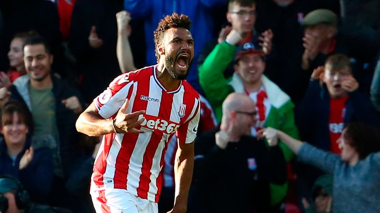 Stoke City's German midfielder Eric Maxim Choupo-Moting celebrates scoring his team's first goal during the English Premier League football match between Stoke City and Manchester United at the Bet365 Stadium in Stoke-on-Trent, central England on September 9, 2017. / AFP PHOTO / Geoff CADDICK / RESTRICTED TO EDITORIAL USE. No use with unauthorized audio, video, data, fixture lists, club/league logos or 'live' services. Online in-match use limited to 75 images, no video emulation. No use in betti
