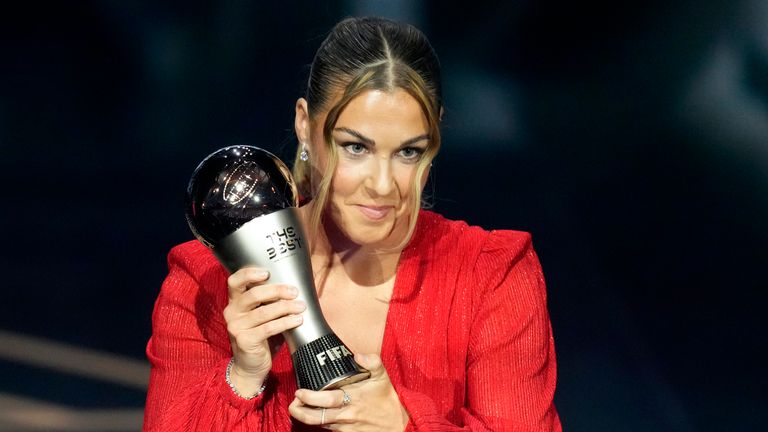 England&#39;s goalkeeper Mary Earps accepts the Best Women&#39;s Goalkeeper award during the FIFA Football Awards 2023 at the Eventim Apollo in Hammersmith, London, Monday, Jan. 15, 2024. (AP Photo/Kirsty Wigglesworth)