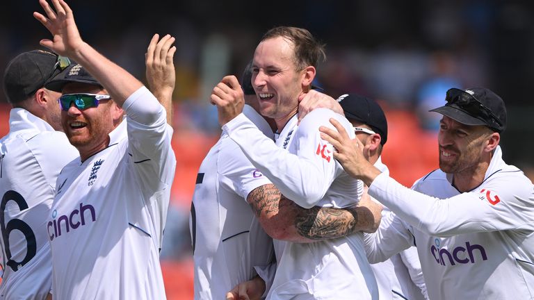 HYDERABAD, INDIA - JANUARY 28: England bowler Tom Hartley celebrates with team mates after taking the wicket of Shubman Gill during day four of the 1st Test Match between India and England at Rajiv Gandhi International Stadium on January 28, 2024 in Hyderabad, India. (Photo by Stu Forster/Getty Images)