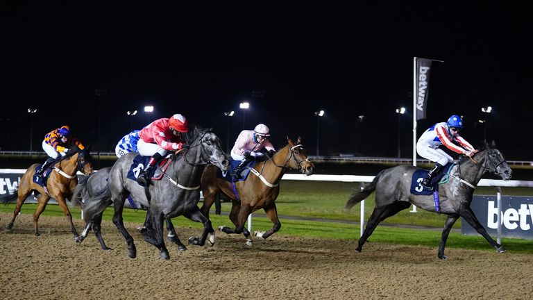 Wolverhampton Racecourse hosted a first Sunday night card last week