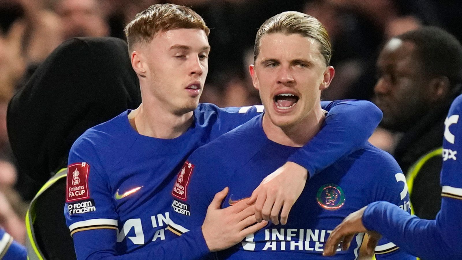 Chelsea 3-2 Leeds: Conor Gallagher fires in 90th-minute winner as Blues bounce back from Carabao Cup final defeat | Football News | Sky Sports