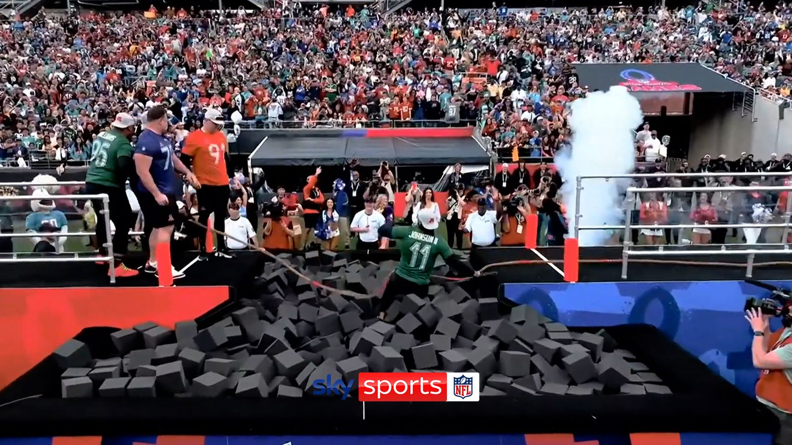 NFL stars compete in Tug of War | 2024 Pro Bowl Games | NFL News | Sky ...