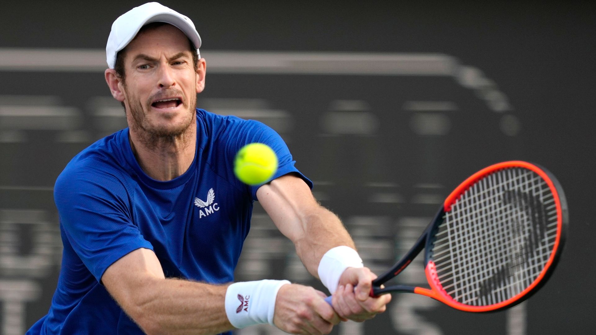 Murray vows to fight on for 'last few months' after defeating Shapovalov