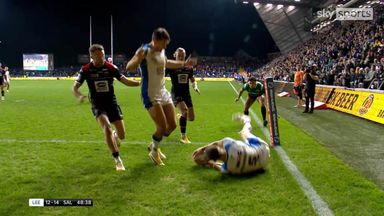 Handley gets his second try of the night against the Red Devils