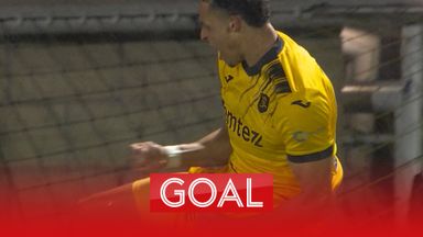 Yengi gives Livingston the lead inside three minutes!
