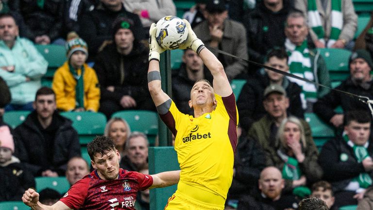 GLASGOW, SCOTLAND - FEBRUARY 17: Celtic's Joe Hart catches the ball during a cinch Premiership match between Celtic and Kilmarnock at Celtic Park, on February 17, 2024, in Glasgow, Scotland. (Photo by Craig Foy / SNS Group)