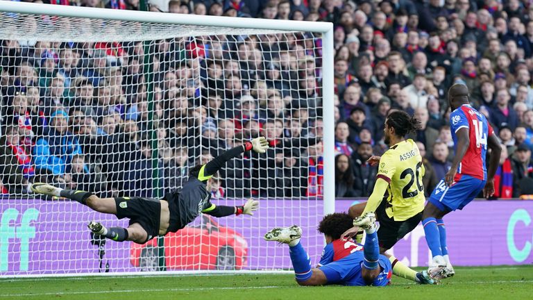 Chris Richards heads in Palace's opening goal
