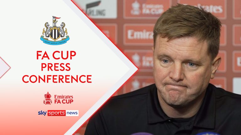 Newcastle manager Eddie Howe reacts to his sides 4-1 defeat to Arsenal