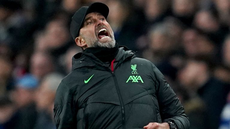 Liverpool manager Jurgen Klopp encourages the fans during the Carabao Cup final