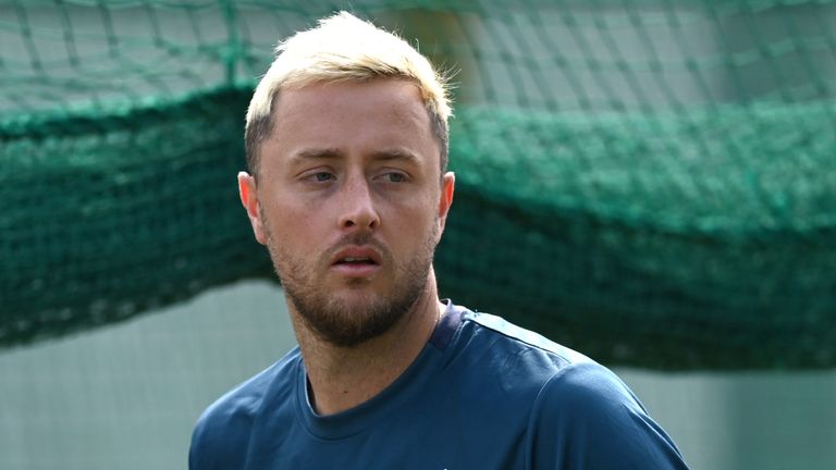 Ollie Robinson in training ahead of fourth India vs England Test in Ranchi (Getty Images)
