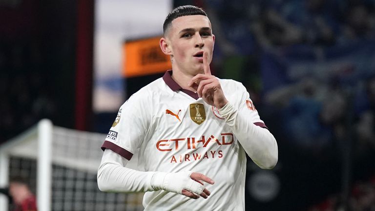 Phil Foden celebrates his goal for Man City