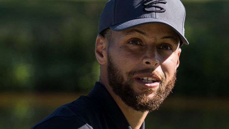 July 6, 2022, Stateline, Nevada, U.S: STEPH CURRY walks along the 18th green at the Edgewood Tahoe Golf Course in South Lake Tahoe, California, on Wednesday, July 6, 2022. Curry and other celebrities are using the day to warm up for this week.....s American Century Championship. (Credit Image: .. Tracy Barbutes/ZUMA Press Wire) (Cal Sport Media via AP Images)