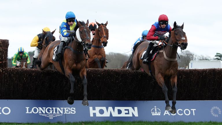 Threeunderthrufive's success saw Cobden stretch his lead over Sean Bowen