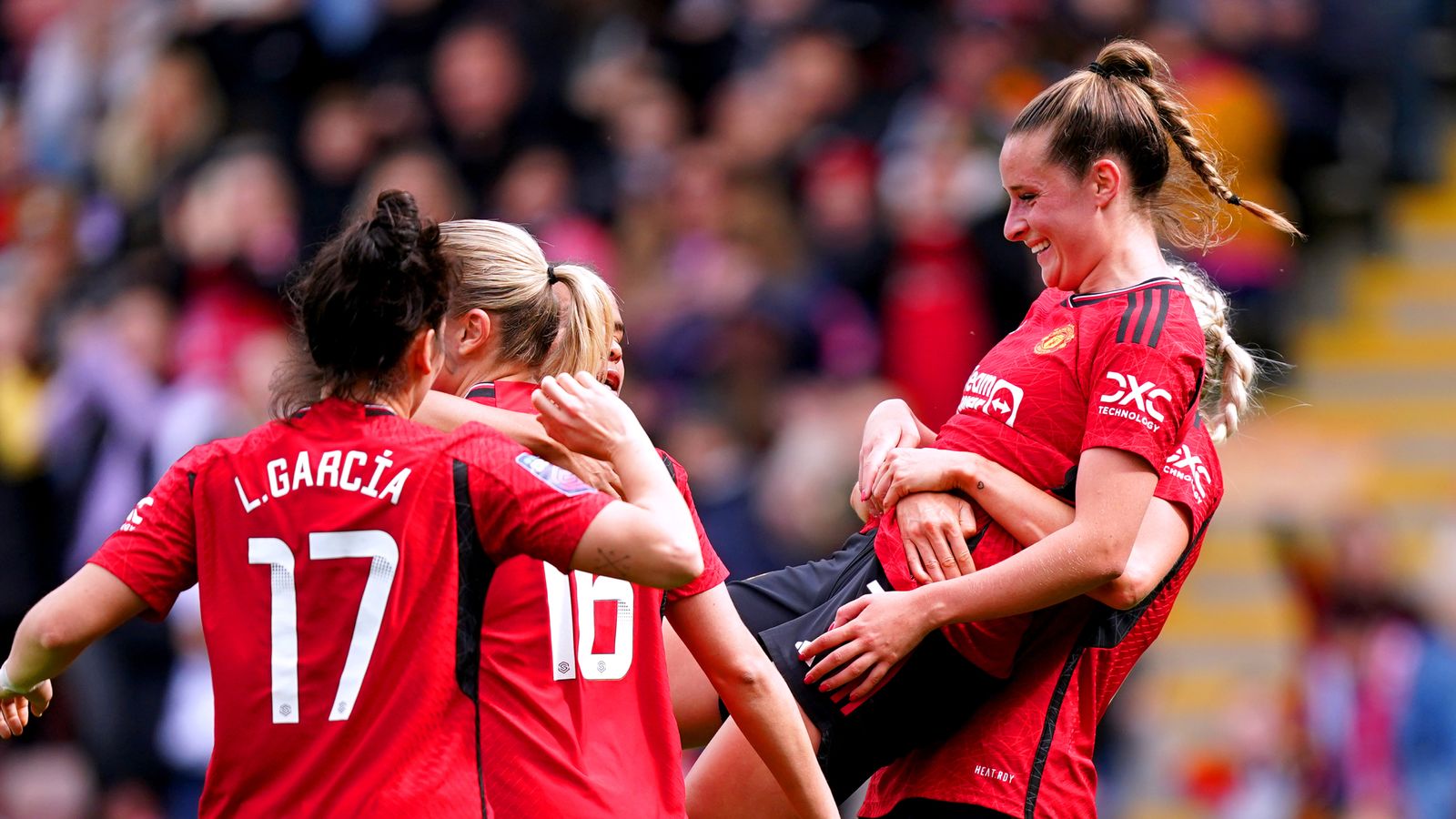 Women's Super League round-up: Manchester United come back to beat ...