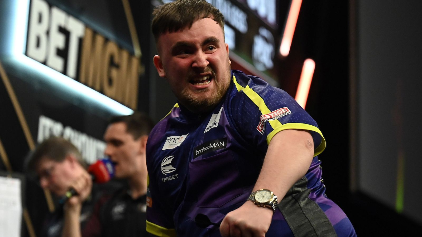 Premier League Darts: Luke Littler fights back against Nathan Aspinall to seal epic Premier League night win in Belfast