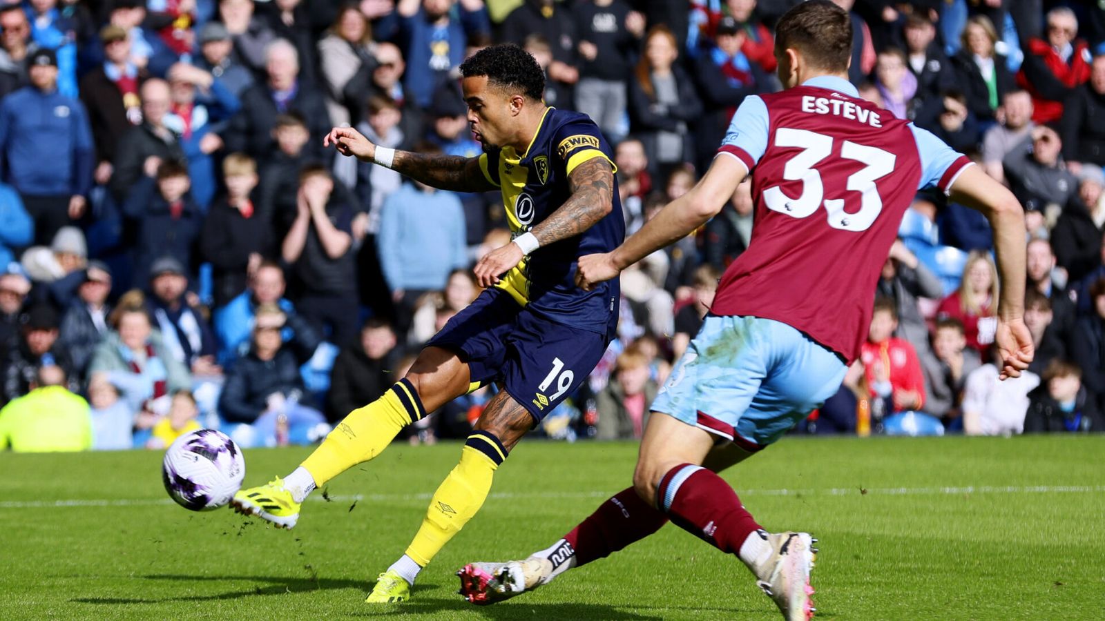 Burnley 0 - 2 Bournemouth - Match Report & Highlights