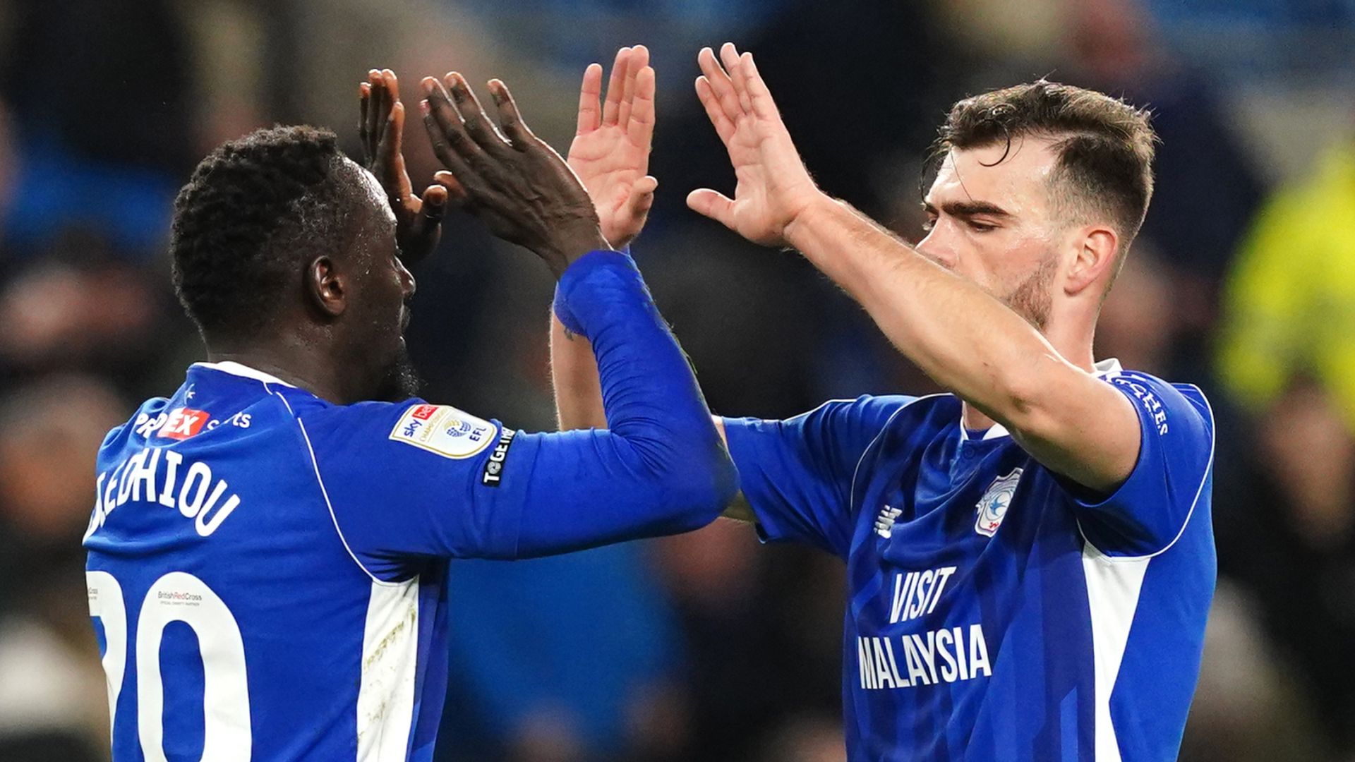 Diedhiou steers Cardiff past Huddersfield