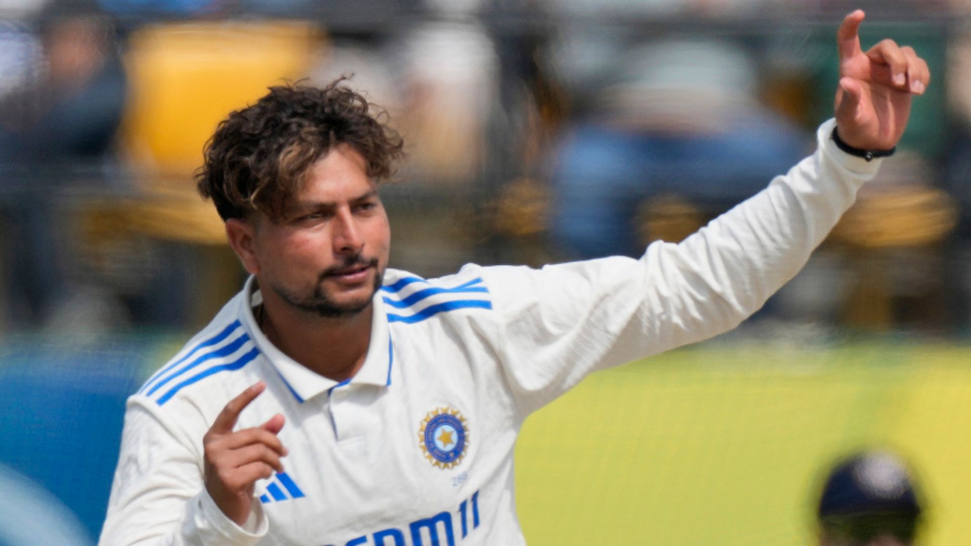 England in a spin as India take control on day one of fifth Test
