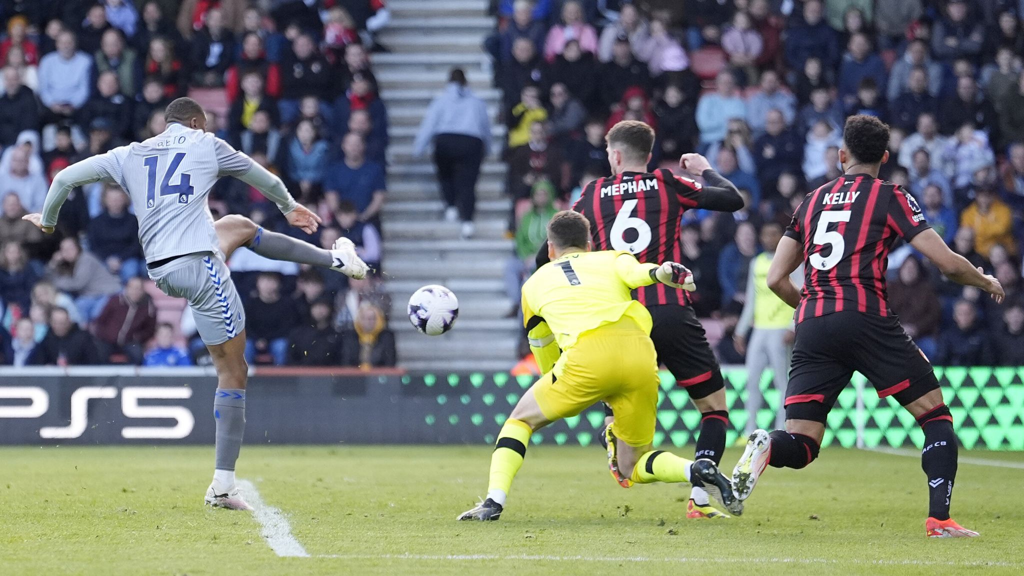 Bournemouth 2 - 1 Everton - Match Report & Highlights