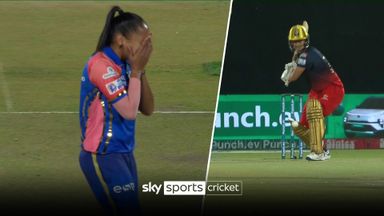 'How did that miss?' | Devine gets away with chopping ball onto stumps