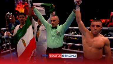 Controversy! Boos ring out after Ball-Vargas split draw | Highlights