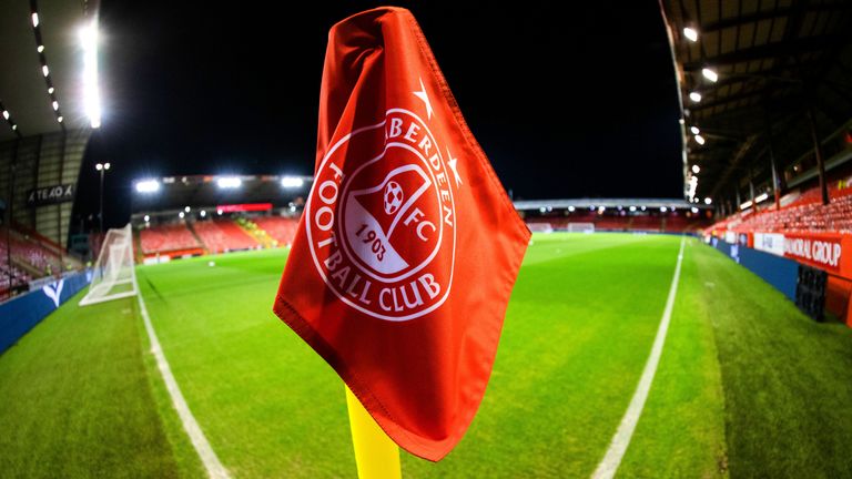 ABERDEEN, SCOTLAND - JANUARY 30: The Aberdeen corner Flag during a cinch Premiership match between Aberdeen and Dundee at Pittodrie Stadium, on January 30, 2024, in Aberdeen, Scotland. (Photo by Alan Harvey / SNS Group)