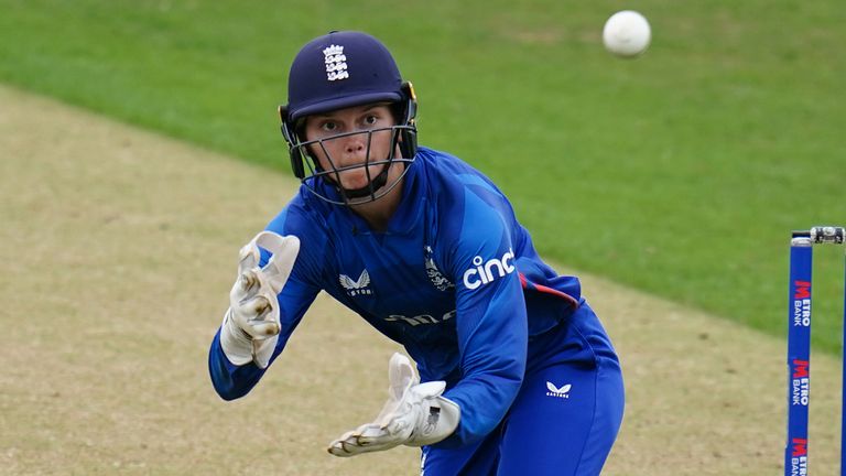 Birmingham Phoenix picked England wicketkeeper Amy Jones with their first pic in The Hundred Draft