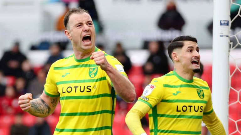 Stoke City 0-3 Norwich City: Canaries bolster top-six spot with comfortable win | Football News | Sky Sports